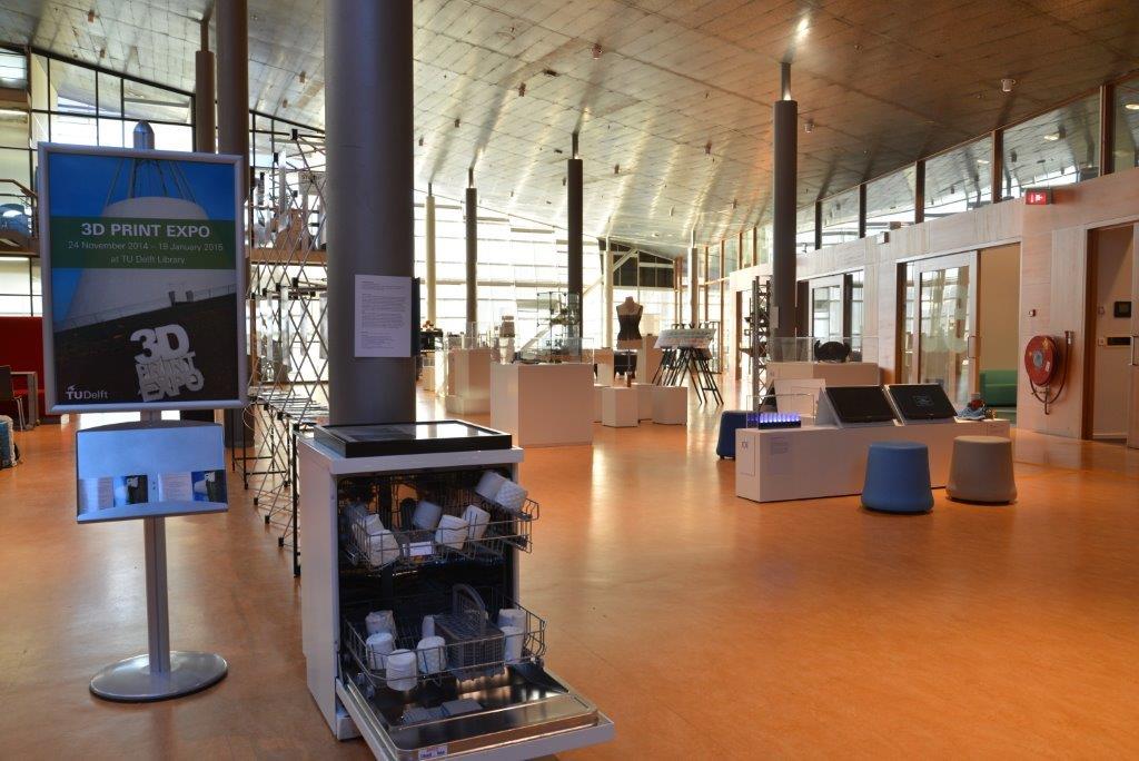 overview 3D print expo in TUD Library